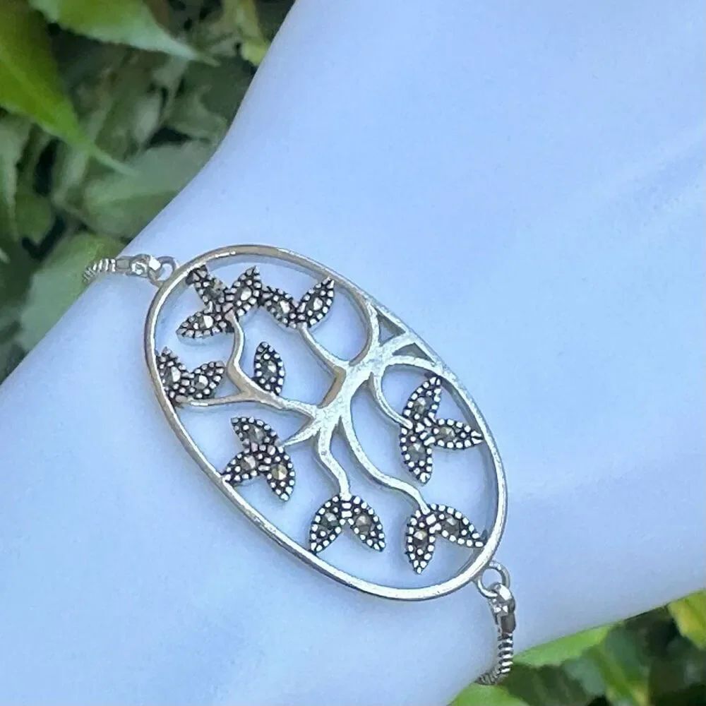 IBB CN Tree Silvertone Marcasite pull chain  Bracelet